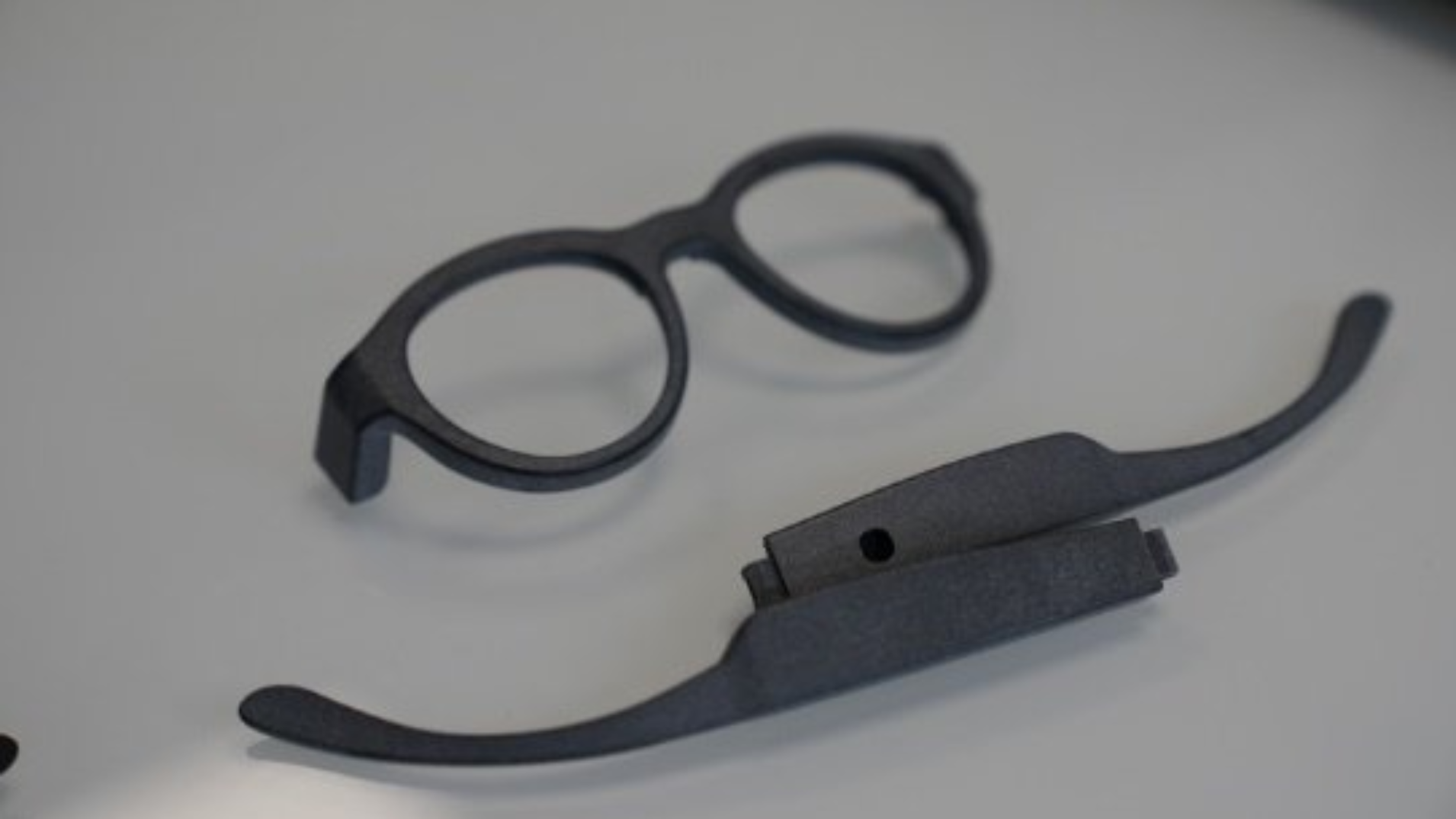 Dyslexic Children’s Glasses Printed Using HP MJF Tech FacFox News
