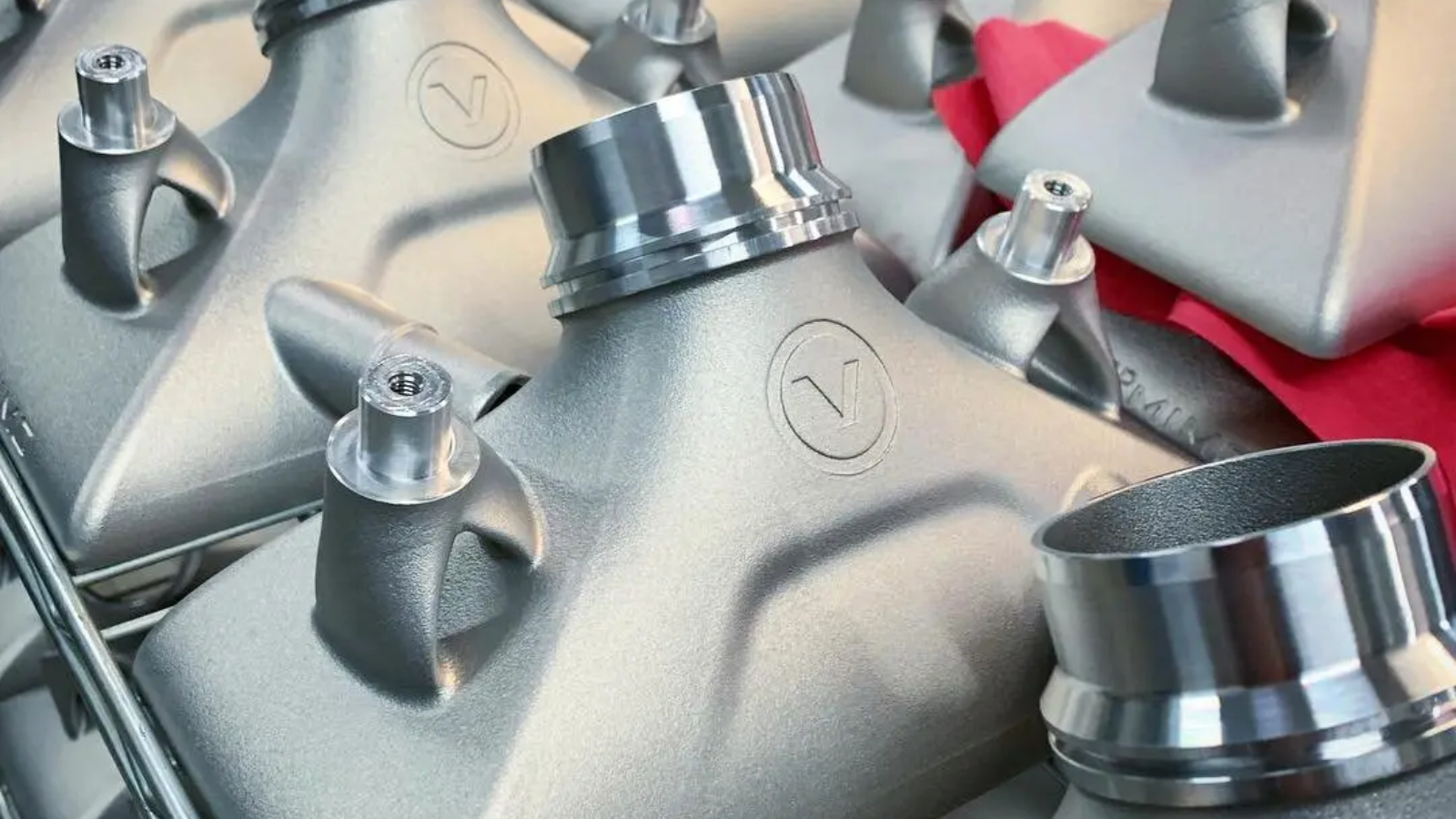 Papadakis Racing shows off massive inconel 3D printed turbo manifold Additive Manufacturing