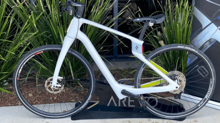 Superstrata Ships First Composite 3D Printed Bike