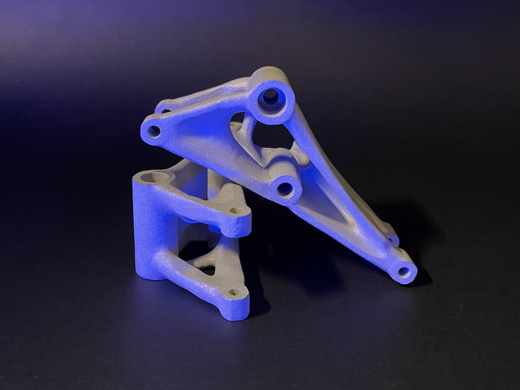 FacFox Helps UTFR Formula SAE Racing Team Achieve Podium Finish with 3D-Printed Bellcranks