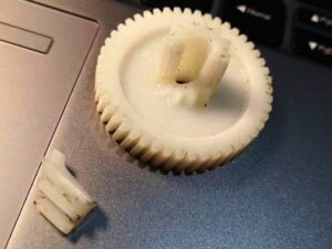FDM 3D Printed Gear Helps to Repair an Old BMW 7 Car