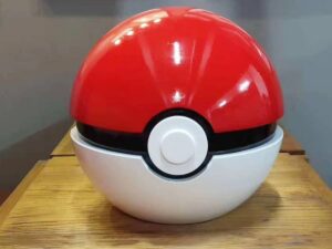FDM 3D Printed Large-scale Pokeball as Photography Props