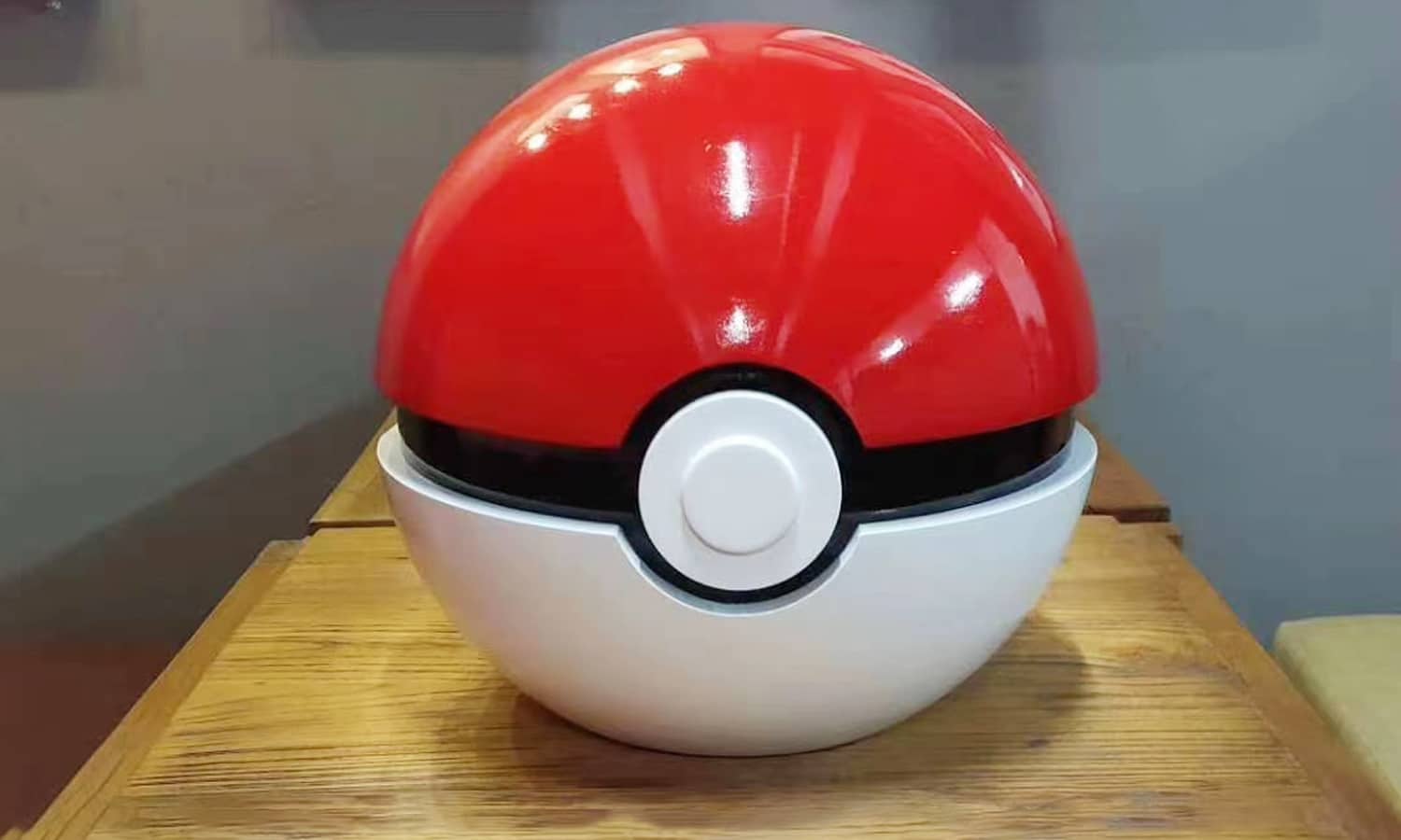 FDM 3D Printed Largescale Pokeball as Photography Props FacFox