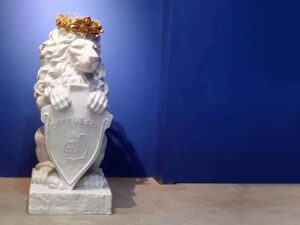 SLA 3D Printed Stone-like Lion Statue for Pet Store’s Opening Ceremony