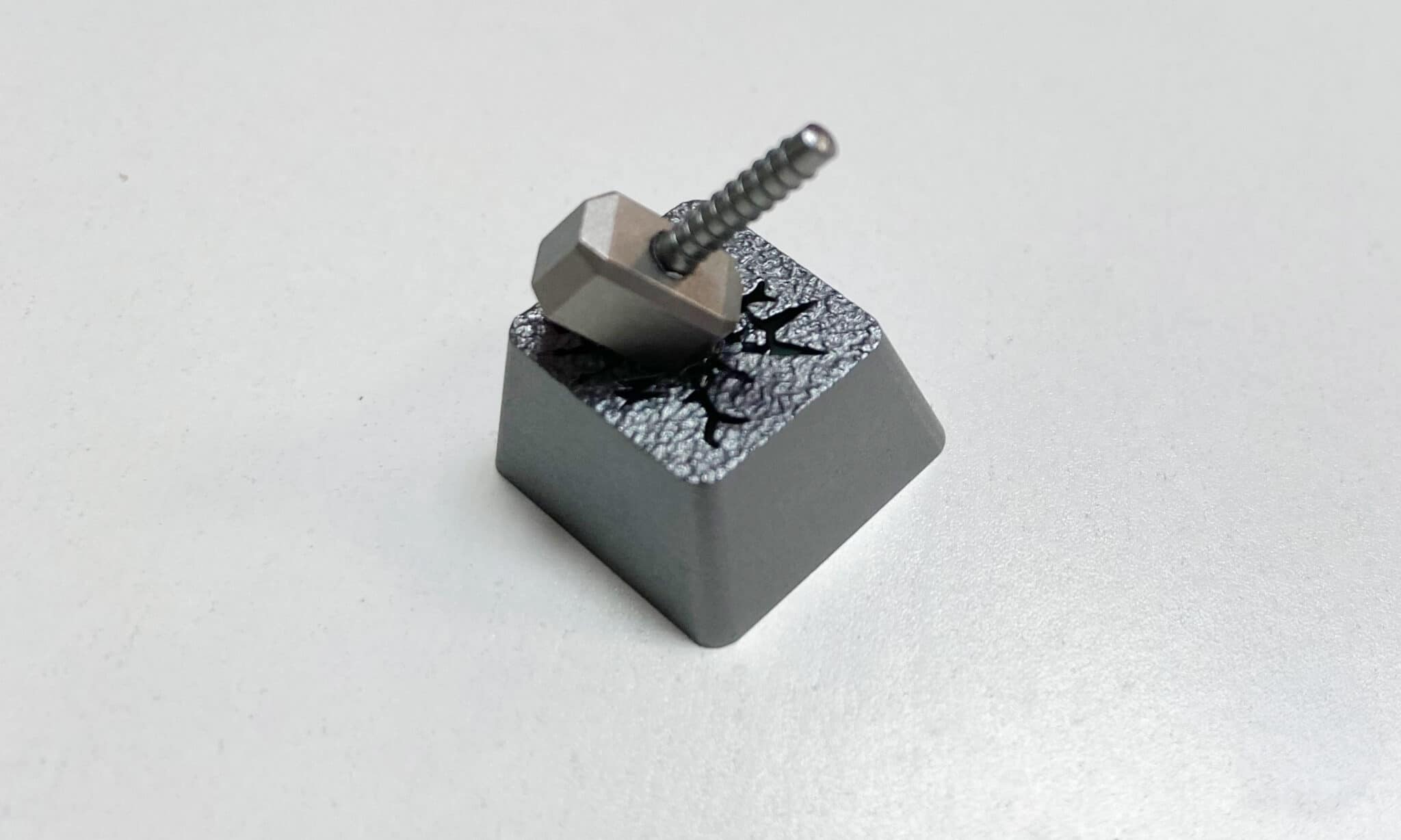 dmls-3d-printed-mechanical-keycap-of-thor-s-hammer-with-titanium-and-aluminium-alloy-facfox