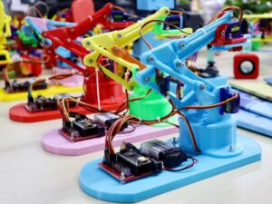 FDM 3D Printed Robots for Primary School Progamming Class