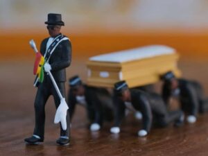 SLA 3D Printed Miniatures of Coffin Dance Crew