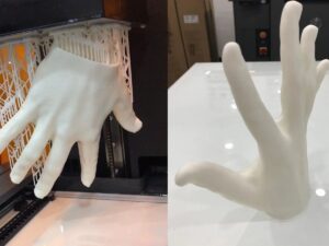 3D Scanned and SLA 3D Printed Life-scale Hand Model as a Memorable Gift