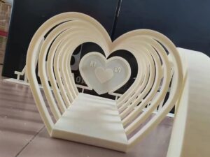 SLA 3D Printed Heartbeat Prototype Used as Dating Variety Show Background