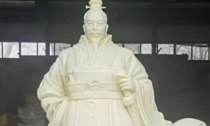 Monumental Creations with Large-Format FDM 3D Printing