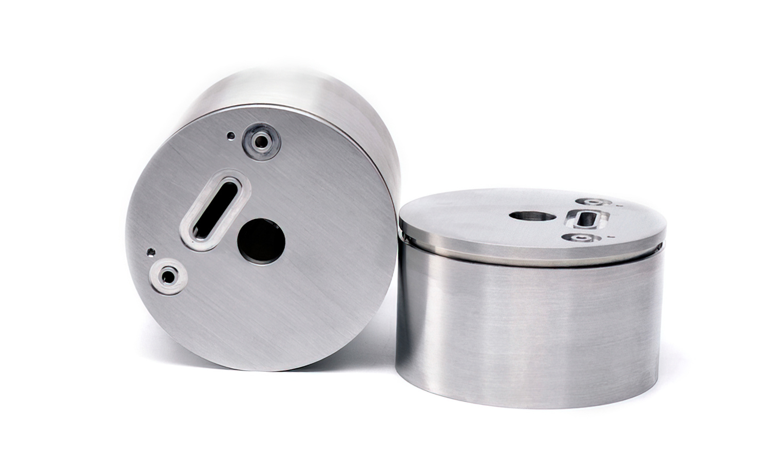 Gearhead 1" Bore Aluminum Ball Milled Master Cylinder – 4 Ports, Blemish Sale (3510-4c 2nds)